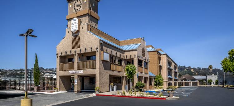 伯克利/埃尔瑟瑞托速8酒店(Hotel Mira Vista)图片