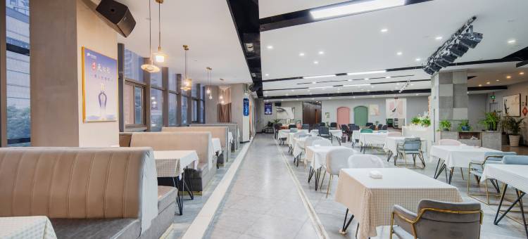 兰欧酒店(淮安万达广场万象城店)图片