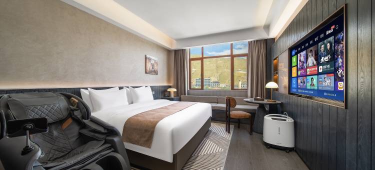 云水际·未来酒店(萨嘎店)图片