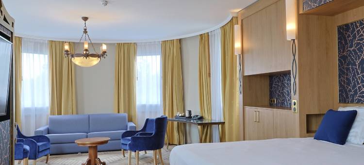 巴黎梦幻城堡酒店(Dream Castle Marne La Vallée)图片