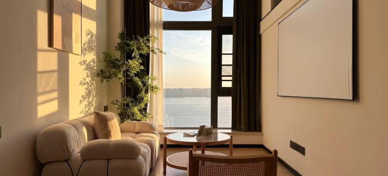 途乐海景Loft公寓(龙光世纪商务中心店)图片