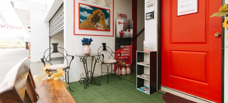 红多兹酒店@布拉干EL跑道酒店(RedDoorz @ El Runway Hotel Bulacan)图片