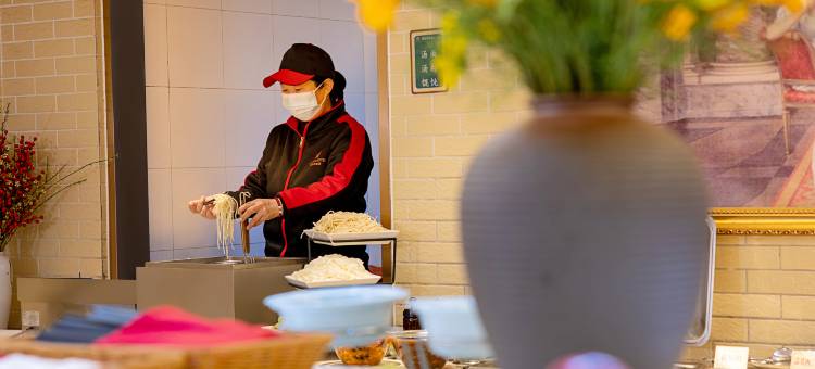维也纳酒店(郑州第八大街经开中心广场地铁站店)图片