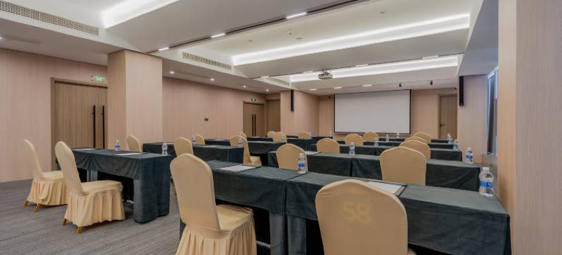 昊颐酒店(杭州萧山国际机场新港地铁站店)图片