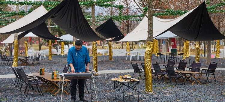 花筑·四月天花园酒店图片