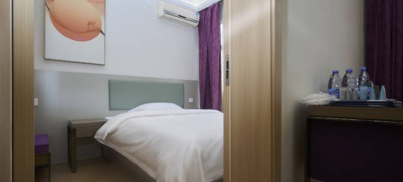 v酒店(长安大学城何家营地铁站店)图片