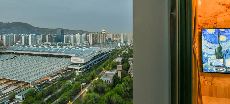 万润智选公寓酒店(兰州西高铁站店)图片
