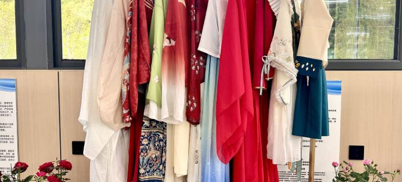 留坝诸葛亮点将台民宿图片