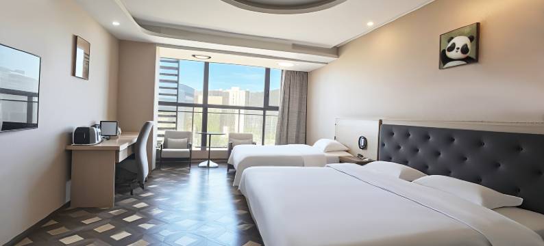 同住熊猫酒店(成都东站槐树店地铁站店)图片