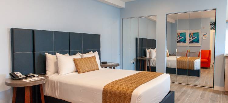 海滨酒店(Oceanside Hotel and Suites)图片