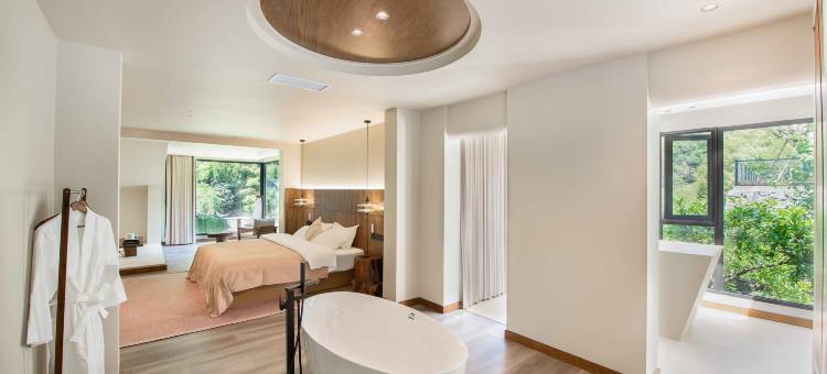 桃梵庭溪畔民宿(三游洞景区店)图片