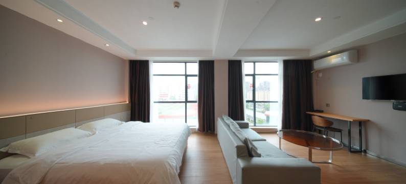 莱茵荷漫居酒店(新余御天城店)图片