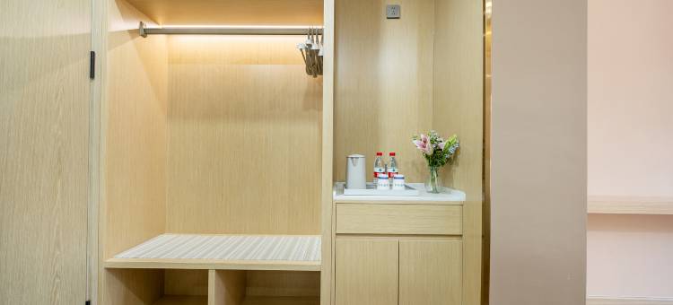 凯博酒店(沧源葫芦湖公园店)图片