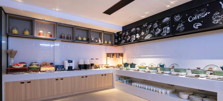 宜尚酒店(长沙岳麓山阜埠河地铁站店)图片