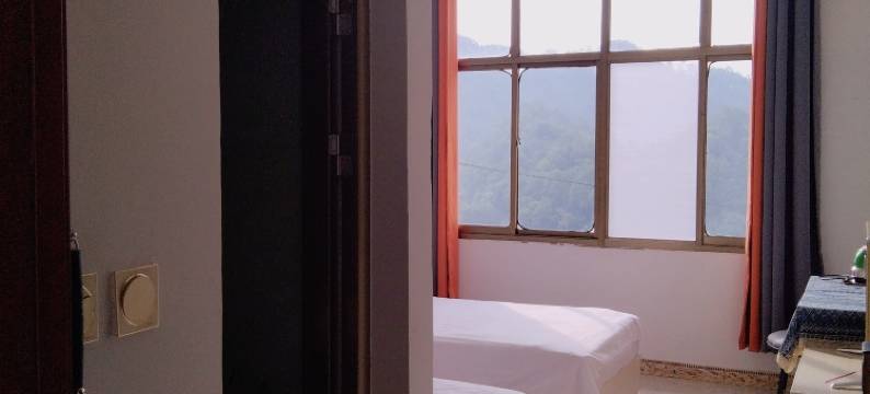 康县青峰客栈图片