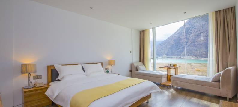 喜玛拉雅酒店(雅鲁藏布大峡谷店)图片