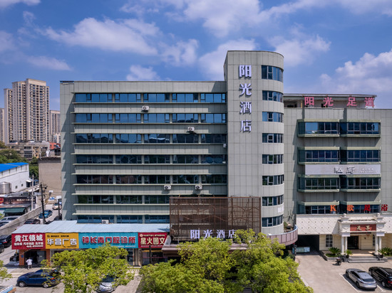 阳光酒店(潜江龙虾街中心医院店)