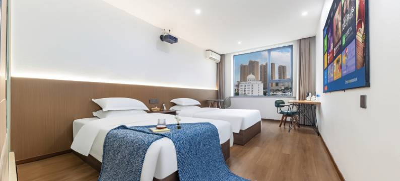 安麗酒店(咸宁站店)图片