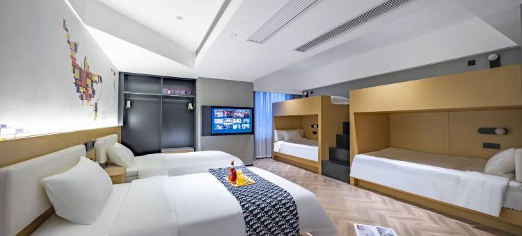 网鱼电竞酒店(武汉国际广场青年路地铁站店)图片