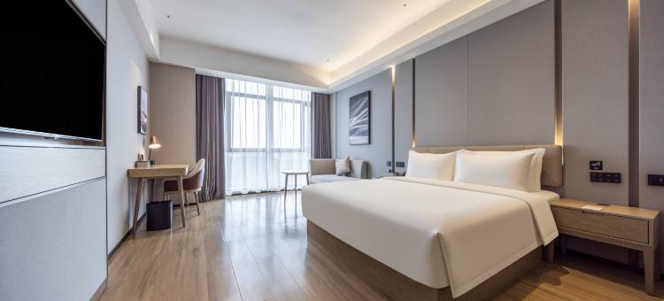 贵安高铁站百马大道亚朵X酒店图片