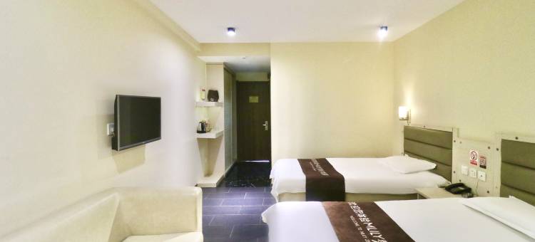 鸿尊酒店(营口火车站深港购物中心店)图片