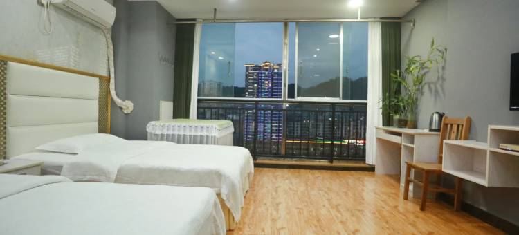 阳光河景民宿图片