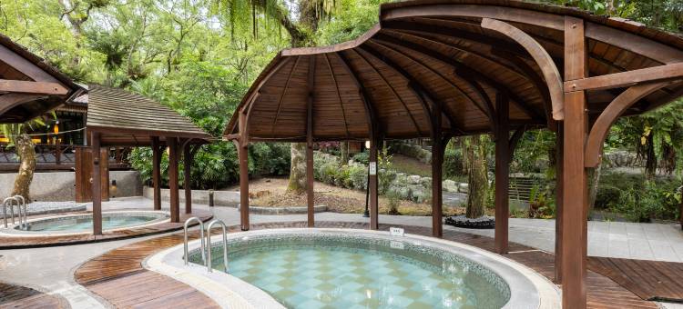 天成逸旅-蝴蝶谷图片