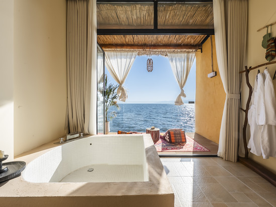 千屿境湖景民宿(太湖渔港村店)