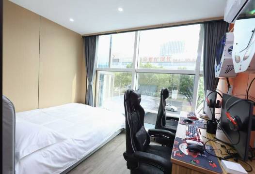 东森电竞酒店(义乌商品城龙眠大道地铁站店)