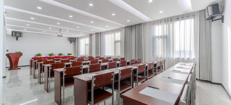 圣世国际酒店(白水仓颉路店)图片