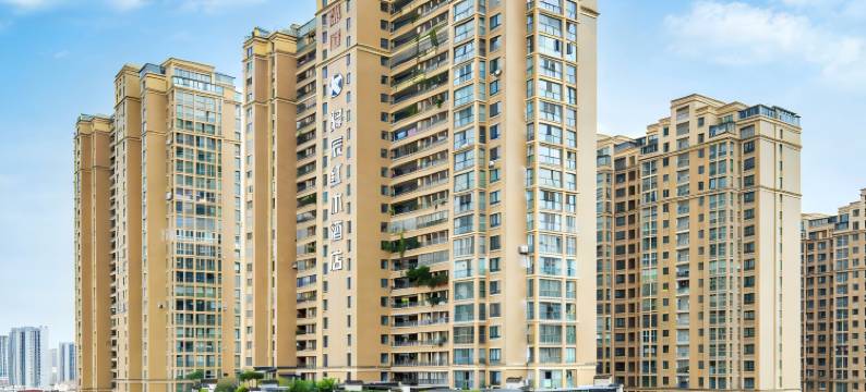 斯际驿辰红木酒店(兴义万峰林机场店)图片