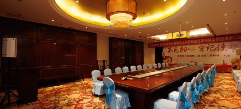 达瑞斯国际酒店(蟠龙洞店)图片