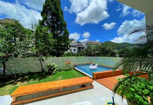 Yongjia Yanxi River Yanhui Qizhu Homestay Hotel Overview