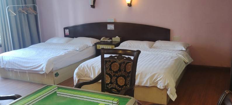 金泉宾馆(深圳龙城广场地铁站店)图片