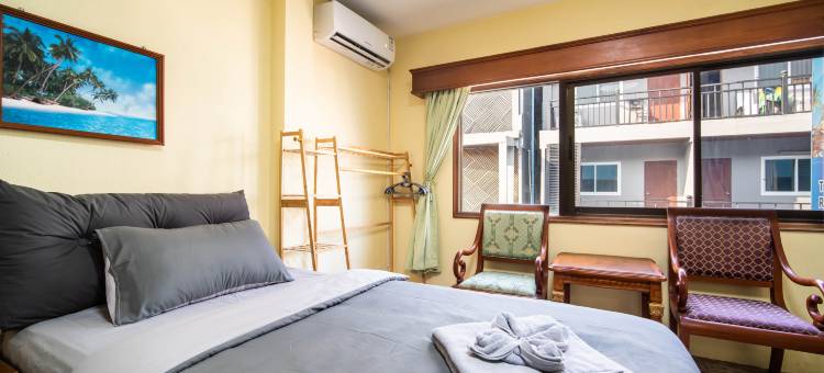 ZJ芭东海滩公寓酒店(ZJ Beach Residence)图片