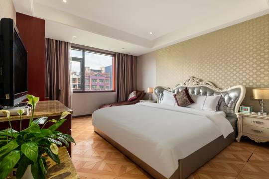 清镇水逸金洲酒店