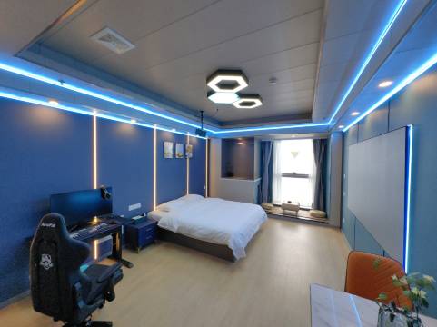 慕橙电竞酒店(南通万象城店)