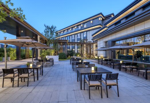 voco XionganHotel Overview