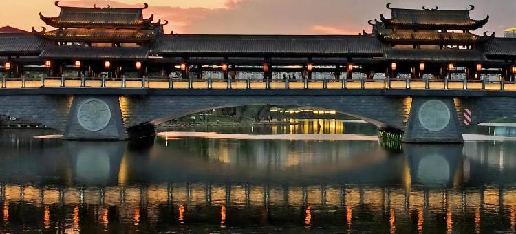 长新·丽丰丨LIVINGO人文美学酒店(常德和瑞欢乐城高铁站店)图片
