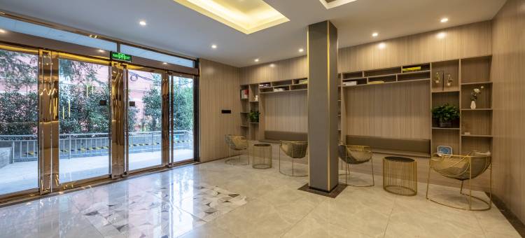 爱电竞酒店(南京迈皋桥晓庄地铁站店)图片