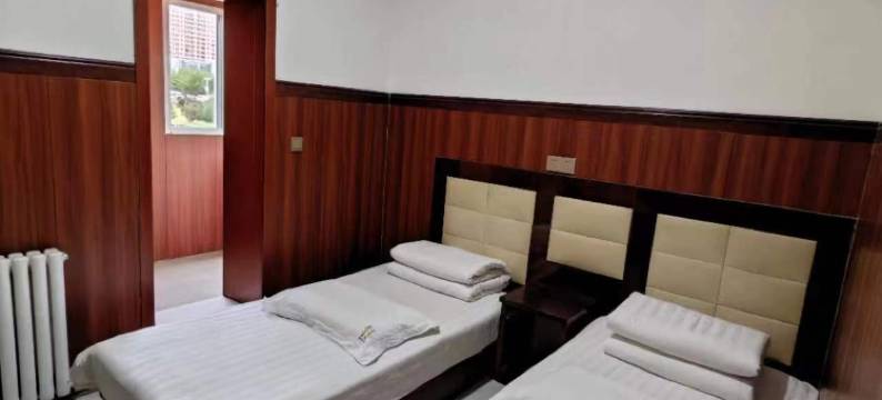 鸿然宾馆(榆林高铁站店)图片