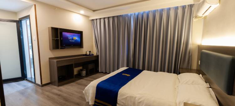 速8酒店(香河新开街新时代家具城店)图片