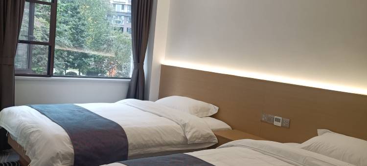 隆福客栈(自贡职业技术学校店)图片