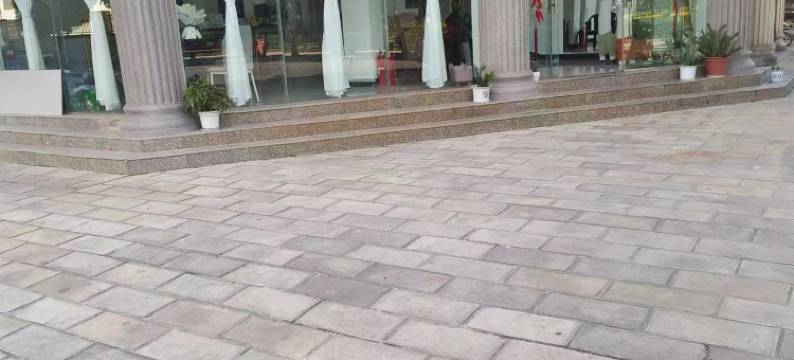 楚雄和悦酒店(彝人古镇店)图片