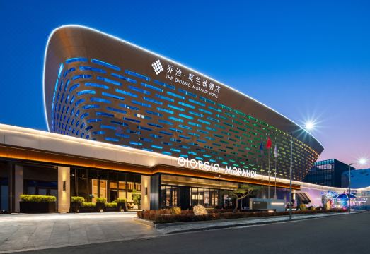 乔治莫兰迪酒店（连云港苏宁广场店）外景图
