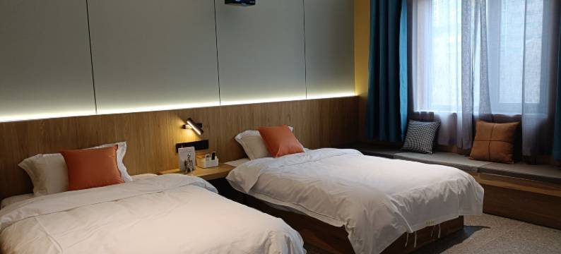 漫图原宿酒店(潍坊新华路印象汇店)图片