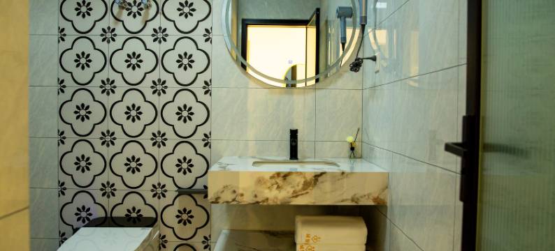 只有半朵设计师民宿(邹城百盛财富中心店)图片