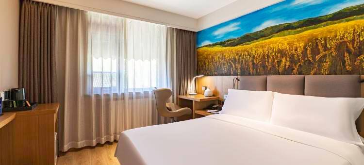 秋果酒店(北京五棵松解放军总医院301医院店)图片