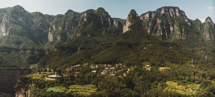 悬崖宿集·太行故事民宿(新乡辉县宝泉旅游区店)图片