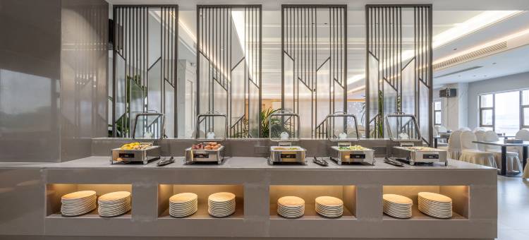 镇江火车站北广场维多纳城市酒店图片